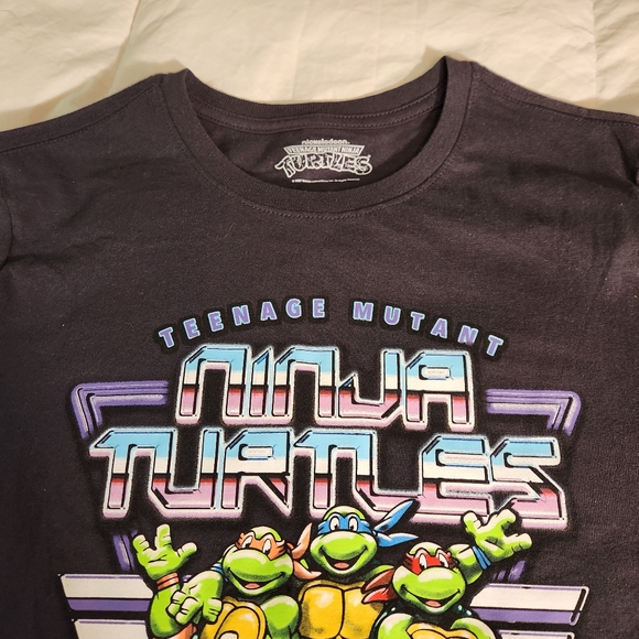 NWT women's Teenage Mutant Ninja T shirt - Picture 3 of 5